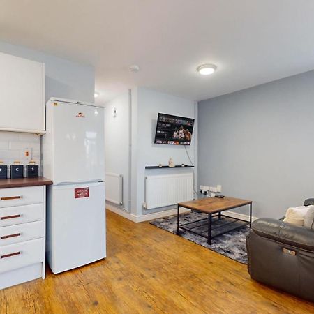Cardiff City Centre With Free Parking Экстерьер фото